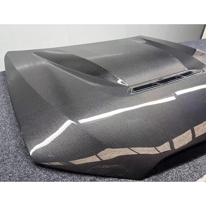 New High Quality Black Carbon Fiber Car Hood for G20/G28 with Bolts-Replacement/Repair